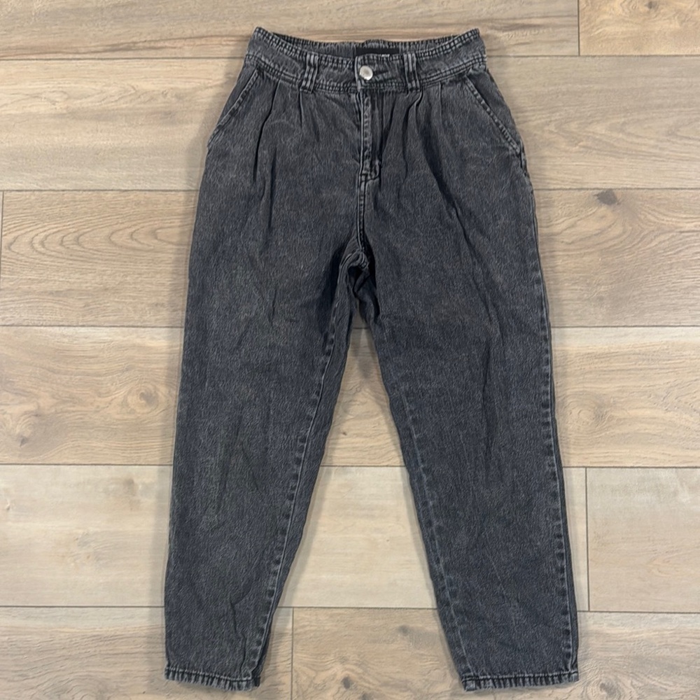 Who What Wear Women’s High Rise Tapered Acid Wash Black Pants